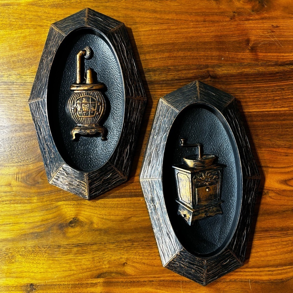Dart Ind Coppercraft Guild set of 2 syroco wall plaques: stove & coffee grinder